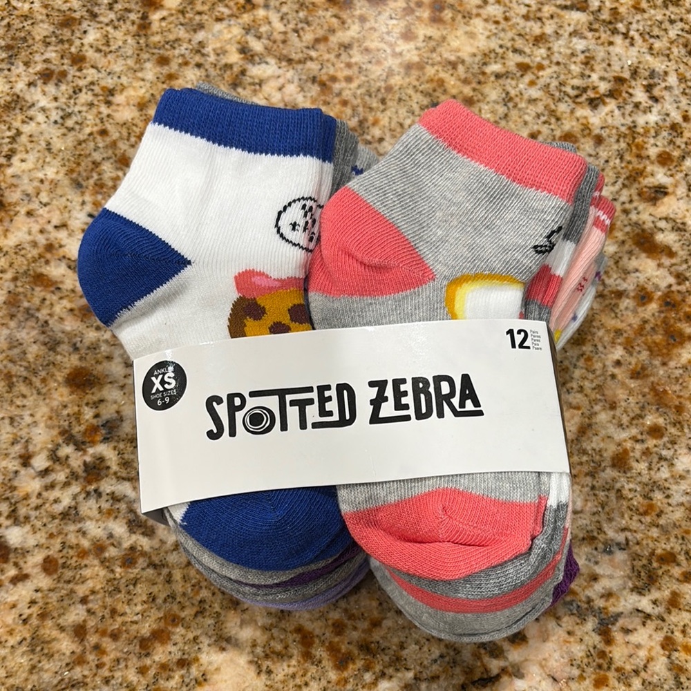 Kids' Colorful Ankle Socks - 12 Pack